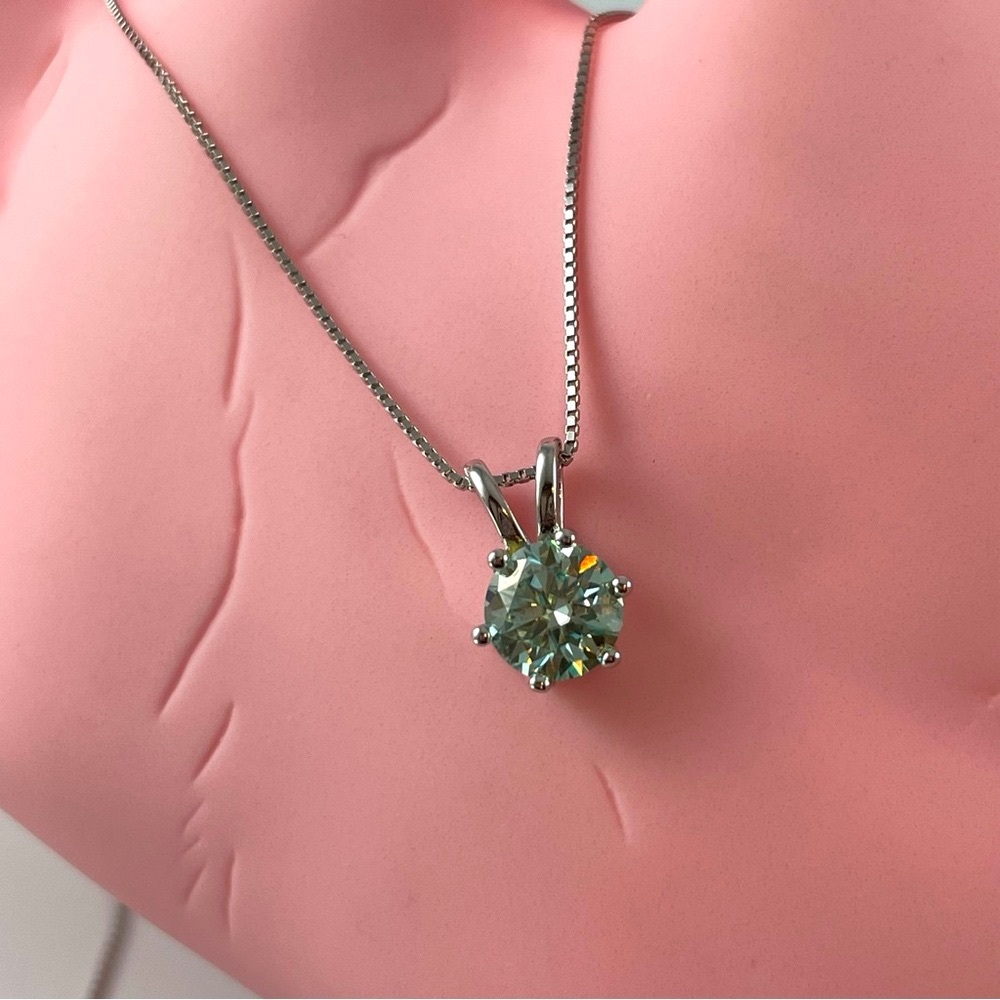 1ct‎ Light Blue GRA Certified Round Cut Moissanite Necklace 925 Solid Silver